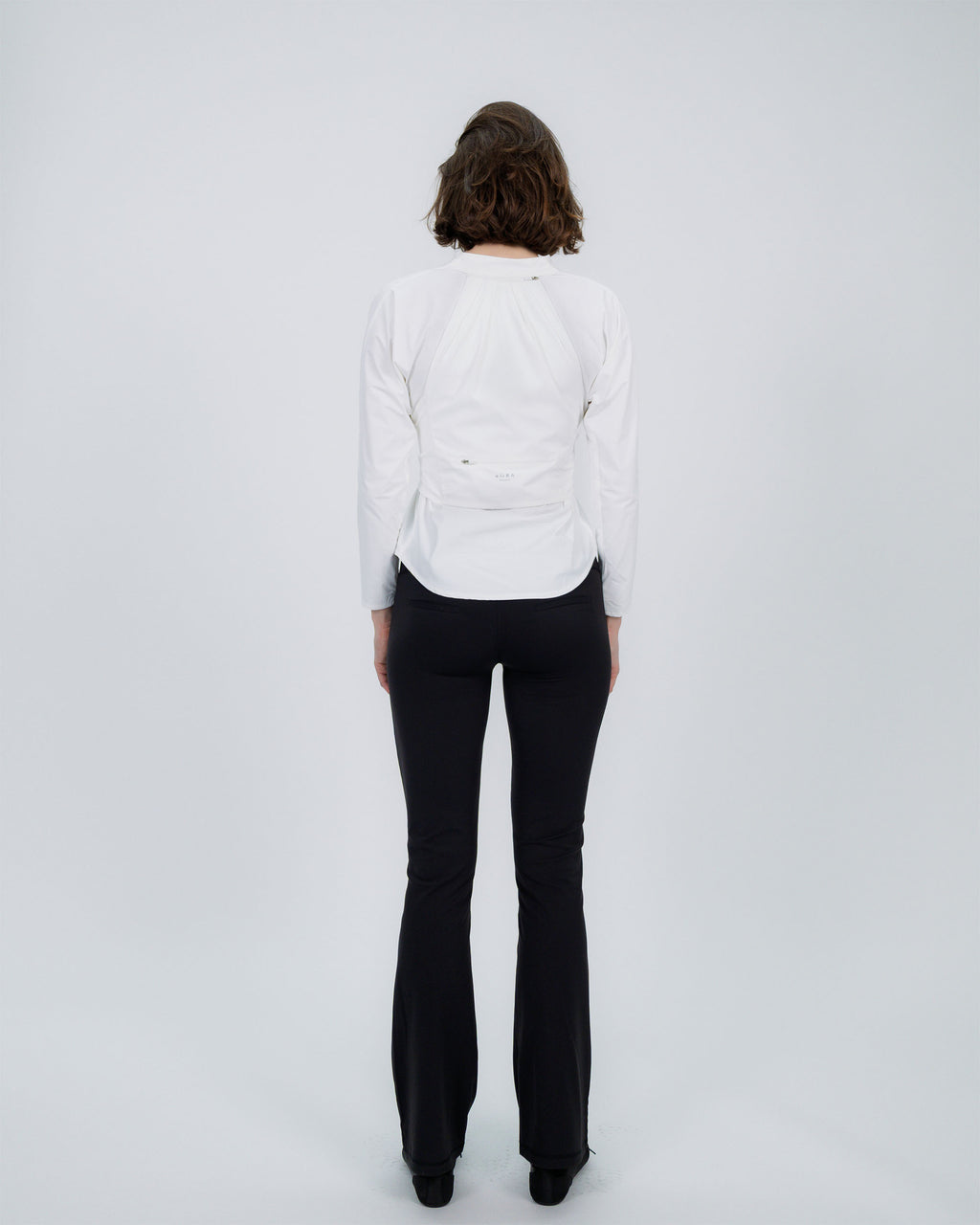 Travel Shirt with Adjustable Backpack white