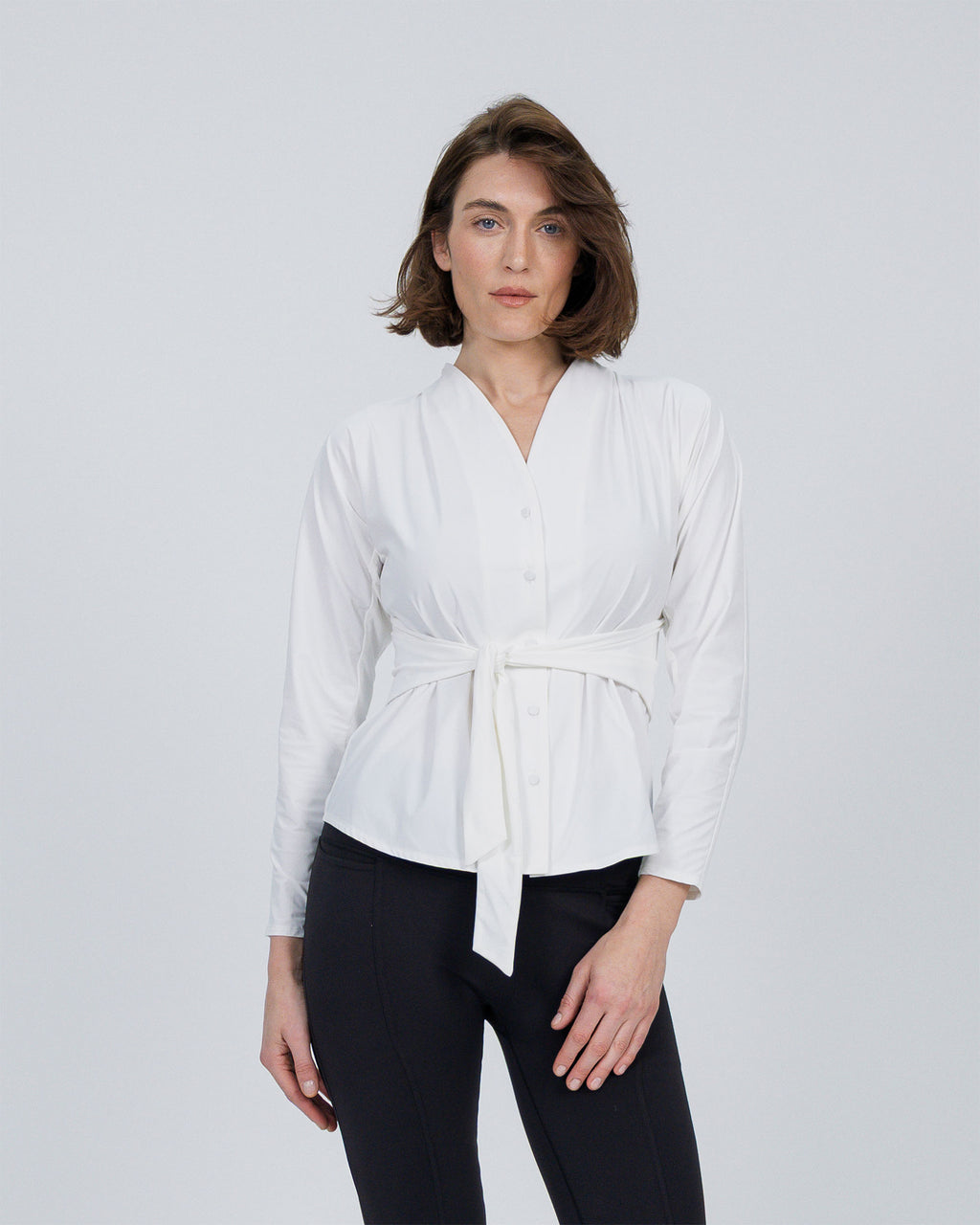 Travel Shirt with Adjustable Backpack white