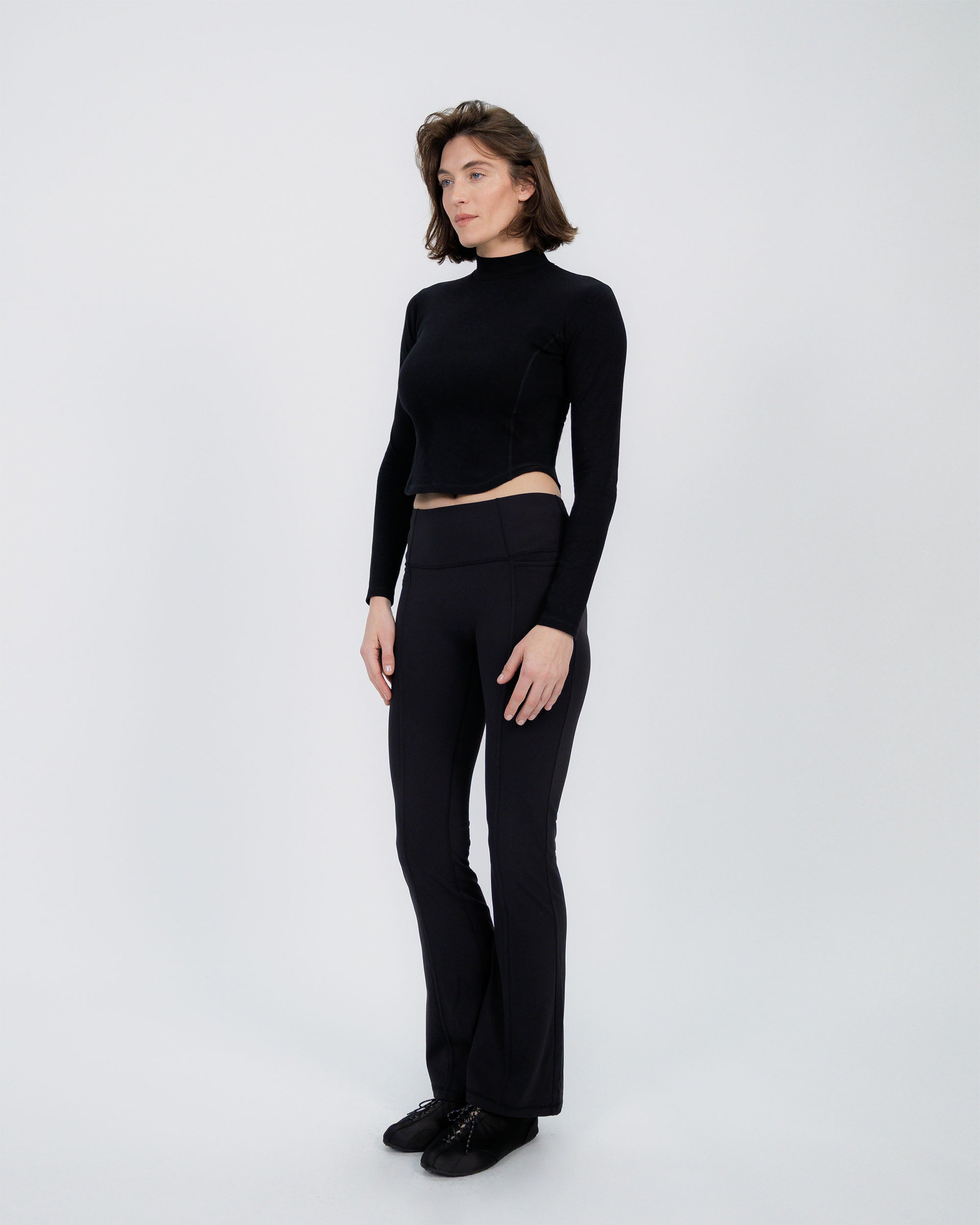 Active Sculpting Turtleneck black