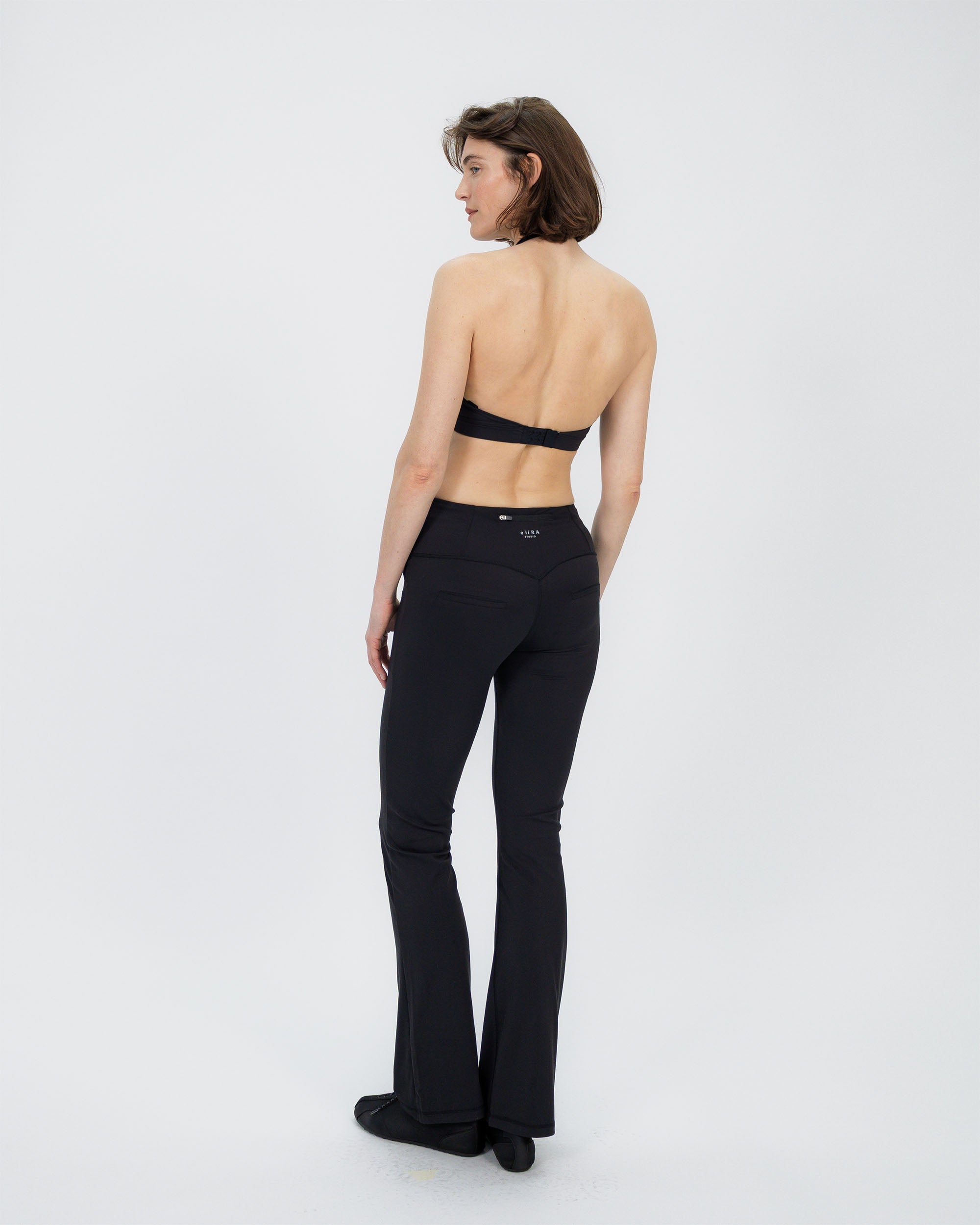 Embrace Halterneck Sportsbra black